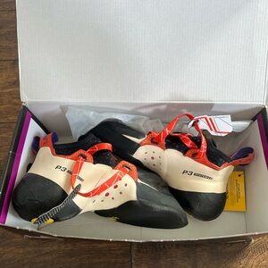 La Sportiva Solutions Women's Climbing Shoes US 6.5 EU 37.5 NWT